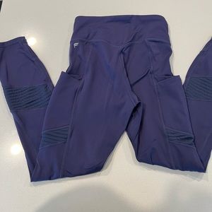 Cute fabletics leggings